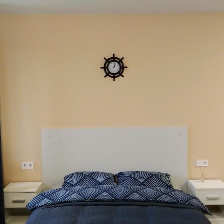 Calm Harbour Sea View Apartment Odessa Buitenkant foto
